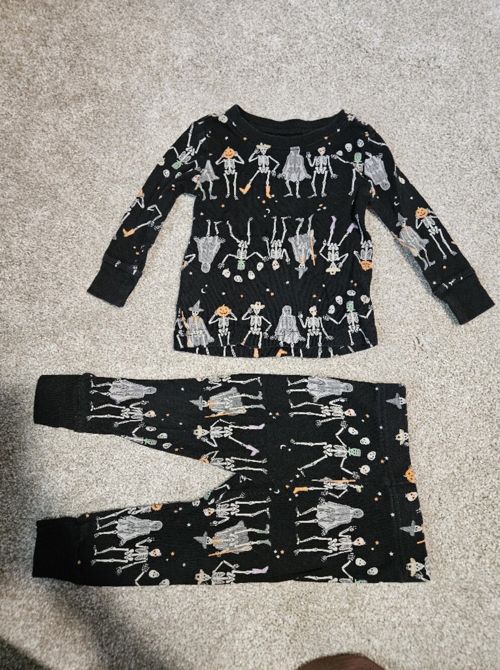 Old Navy, Bundle Of 2 Matching Halloween Pajamas - 2 Pants 2 Shirts 100% Cotton